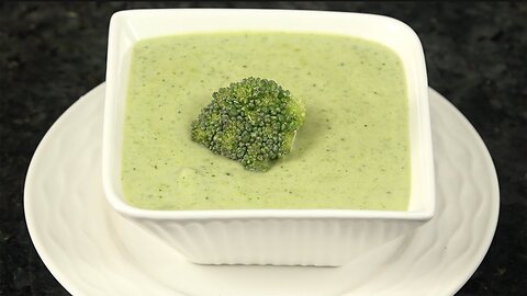 Creamy Broccoli Soup (Cashew based soup)