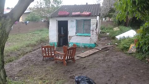 SOUTH AFRICA - KwaZulu-Natal - Nomusa Dube visits a flooded KwaMashu (Videos) (M7X)