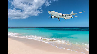 Small Planes Landing in St. Maarten Airport