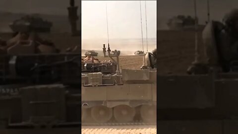 Israeli tanks moving closer to the Gaza border