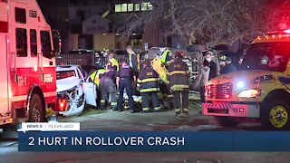 2 hurt in rollover crash
