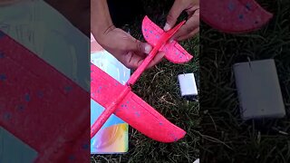 Unboxing Foam Airplane with Motor. Great scientific toy for kids and adults