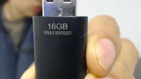 ONN USB 2.0 Flash Drive