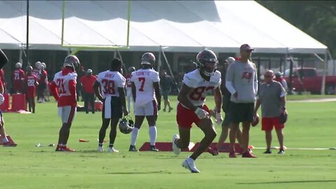 Bucs rookie WR Deven Thompkins juggles football and fatherhood