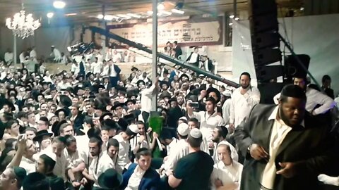 Nissim Black #FlyAway Live Sukkot - Rav Shalom Arush lkoved Rebbe Nachman Zya!