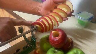How To Slice An Apple