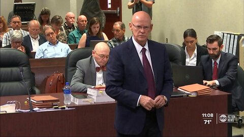 Curtis Reeves testifies at his trial