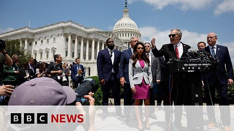 US debt deal heads to vote despite hard-line conservative revolt - BBC News