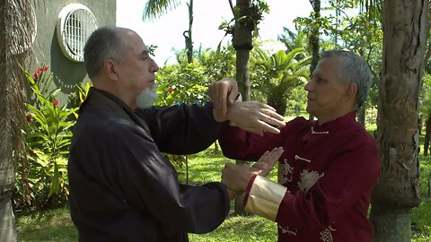 02 — Você sabe quem é o pioneiro do Kung Fu no Brasil?