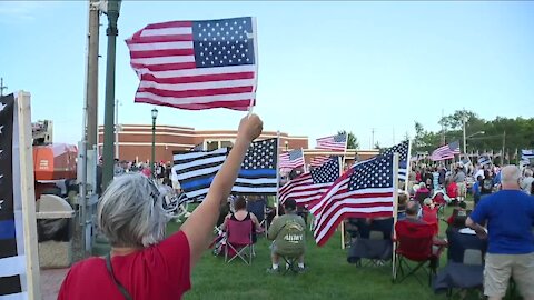 Hundreds attend rally in support of Strongsville PD’s Blue Lives Matter Flag