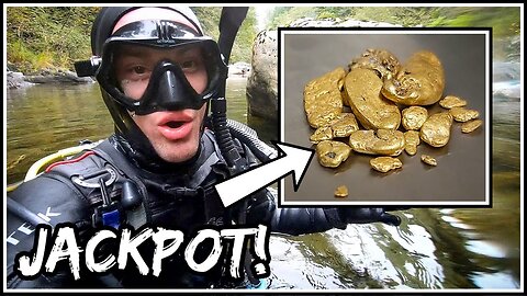 Diver Finds $1500 Of Gold Nuggets In Bedrock Crack!