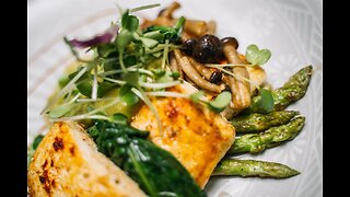 One-Pan Lemon Garlic Salmon and Asparagus