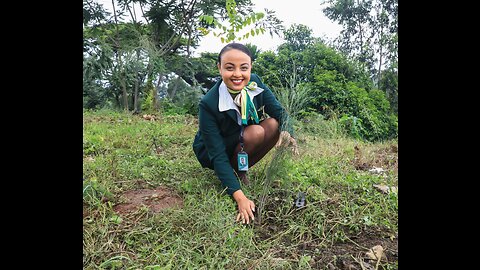 The leaders and employees of Ethiopian Airlines put their green footprint in Addis Ababa's Lafato