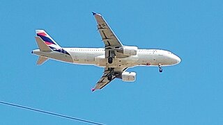 Airbus A320 PR-MYA im Endanflug von Natal nach Fortaleza kommend
