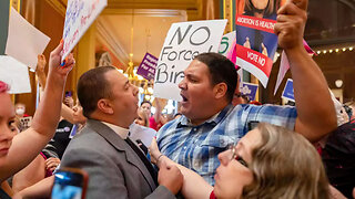 Pastor Clashes with Abortion Protestors at Iowa State Capitol