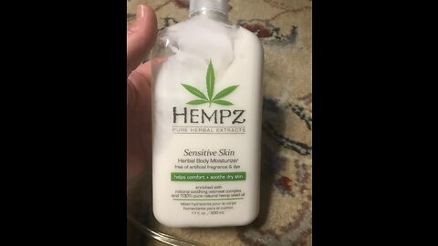 Hempz Sensitive Skin Herbal Body Moisturizer with Oatmeal, Shea Butter for Women and Men, Premi...