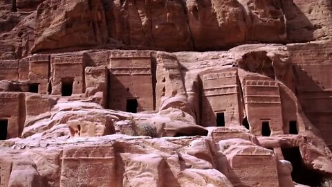 Documentary: The Mystery of the Ancient City of Petra 37