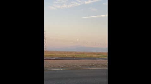 E of Oroville moon & geo sky