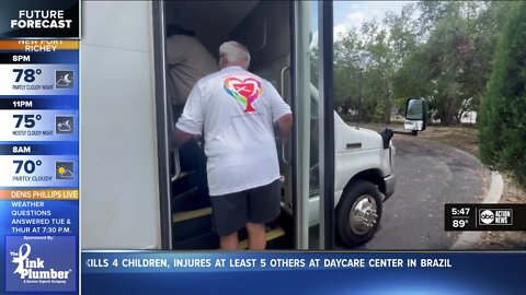 Bradenton church asks community for help in fixing wheelchair lift on ministry's van