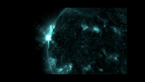 X Class Solar Flare, Biggest Sunspots, Disaster Science | S0 News Apr.17.2022