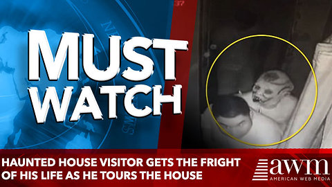 Haunted house visitor gets the fright of his life as he tours the room