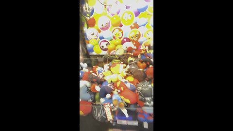 Win or lose on this Claw Machine #clawmachine #arcade