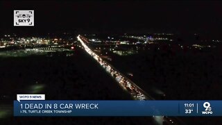 1 dead, multiple injured in 8-car crash on I-75