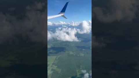 Scenery outside the plane on a flight from SFO to Cancun Mexico. #shorts