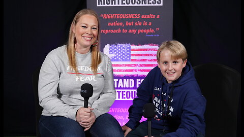 Michelle Lindell - Iowa Momma Bears - Interview @ ReAwaken America Tour - Manheim, PA 10-21-22