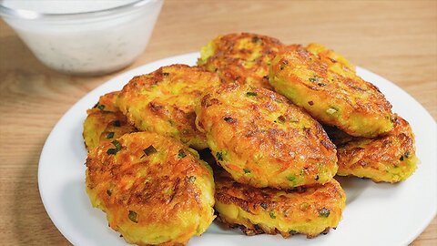 ZUCCHINI FRITTERS | healthy, gluten-free, low-carb, keto recipe