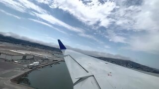 Skywest (United Express) CRJ-200 Takeoff - San Francisco 🇺🇸