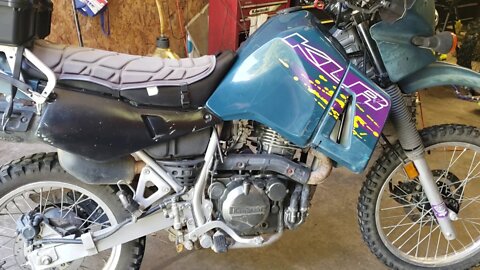 Installing a clutch cable ! | 1999 Kawasaki KLR650 Gen 1