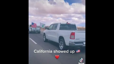 🇺🇸🇺🇸PEOPLES CONVOY USA STRONG!!🚛🚚 SO MANY AMERICAN FLAGS !! 🇺🇸🇺🇸