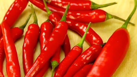 3 Hot Tips to Spice Up Your Diet Without Getting Burned