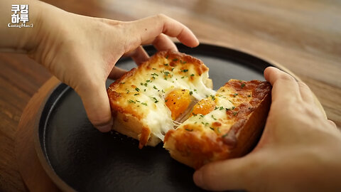 Crispy Egg Cheese Toast | Garlic Butter Toast | Delicious Breakfast | Cheese Toast