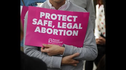 California: Abortion Providers, Legislators Provide 'Safe Haven' Plan if Roe Overturned