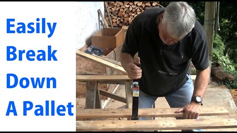 How to Easily Disassemble a Pallet for Pallet Projects: Woodworking for Beginners #10\