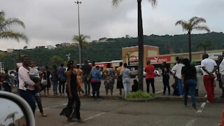 SOUTH AFRICA - Durban - Black Friday at Durban Makro retail store (Video) (B2h)