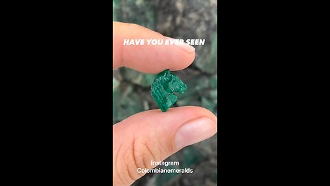 Emerald Carving Loose Gemstones for sale - horse dead equestrian carved Colombian emerald