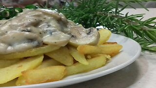 Crispy fried potatoes with mushroom sauce A delicious snack (Cook Food in Home)