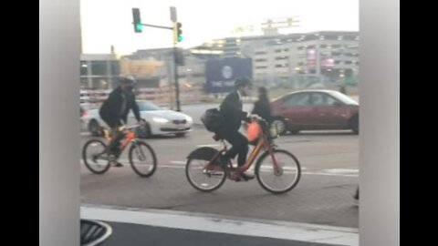 Pete Buttigieg gets dropped off a couple blocks from Work So He Can Ride His Bike in for the Cameras