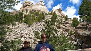 Hiking to the base of Mount Rushmore