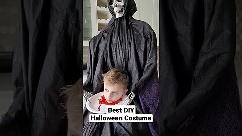 Scary Halloween Costume.. 😱