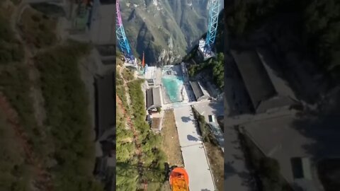 Would you Cliff Swing? 700m High over a Cliff in a harness? #cliff #swing #cliffjump #extreme