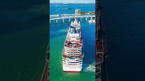 Our love for cruising has us spinning 😅🌀 #carnivalcruise #portofmiami