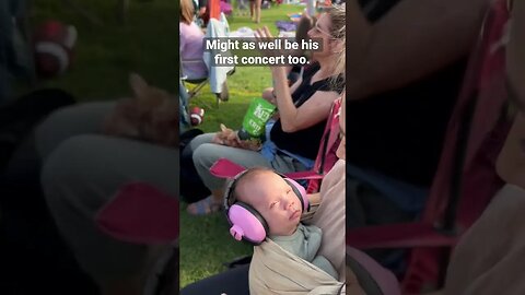 First outing as a family of 10! @KatyNichole #firstconcert #largefamily #newbaby