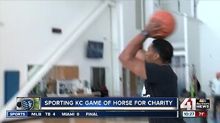 Sporting's Seth Sinovic, former KU & NBA star Wayne Simien play hoops for charity
