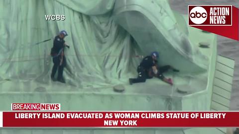 Woman apprehended for climbing up the Statue of Liberty on 4th of July