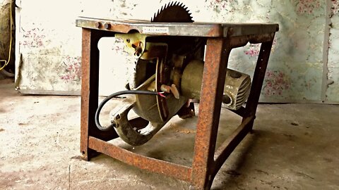 Restoration large rusty table saws | Restore old super wood cutters HITACHI