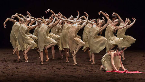 Pina Bausch - Stravinsky Rite of Spring Performance 1978